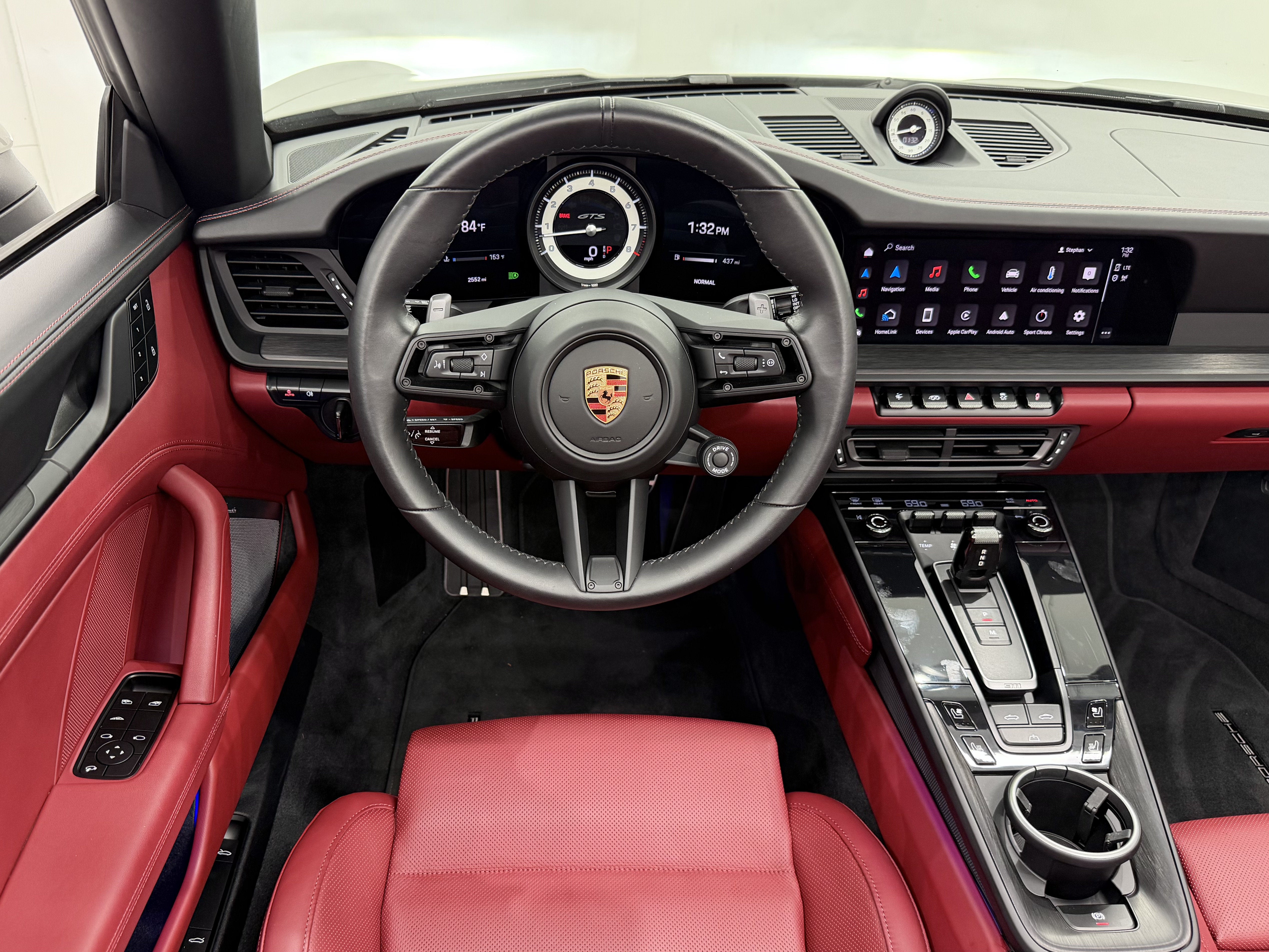 2024 Porsche 911 Carrera Gts
