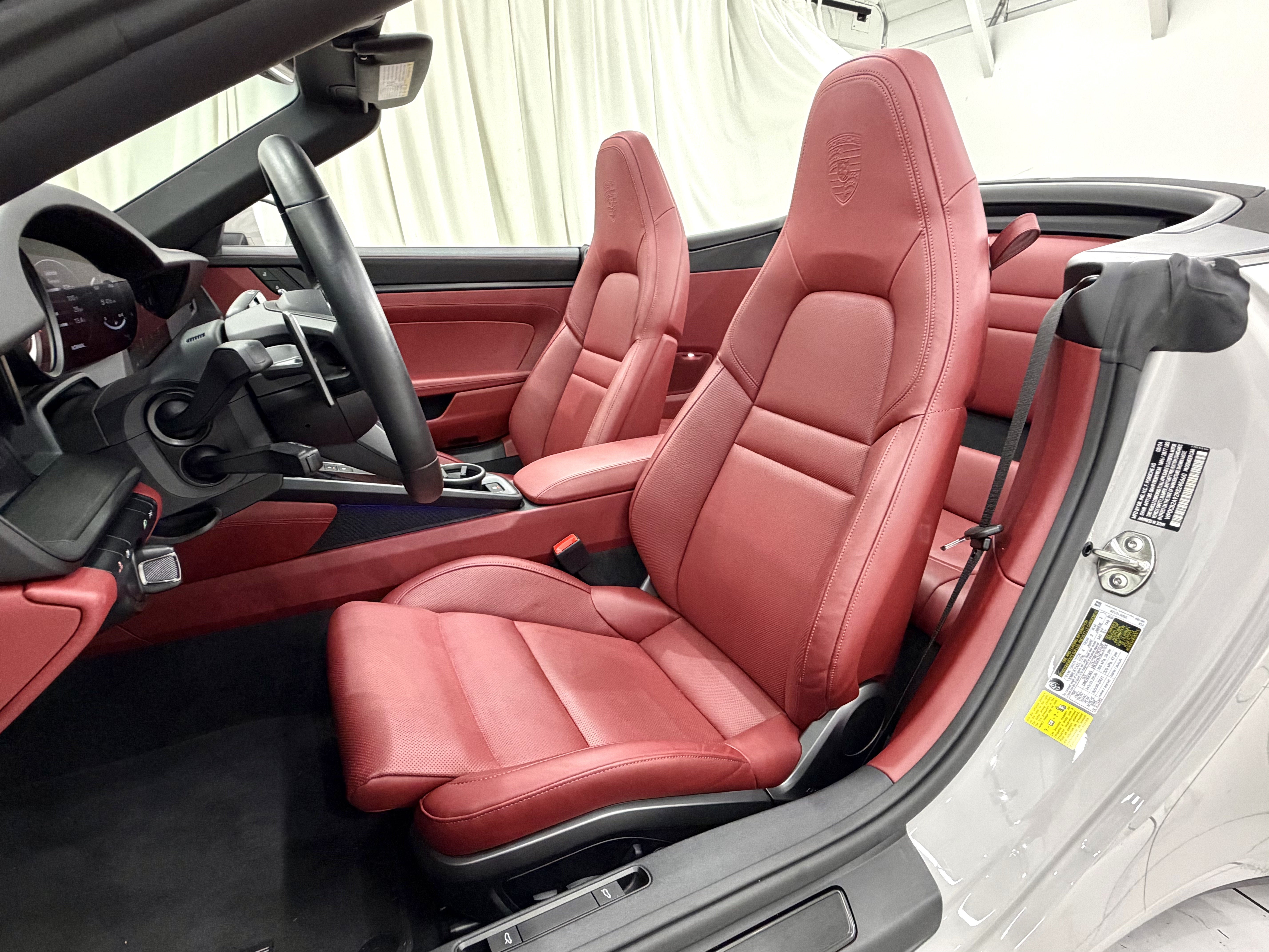 2024 Porsche 911 Carrera Gts