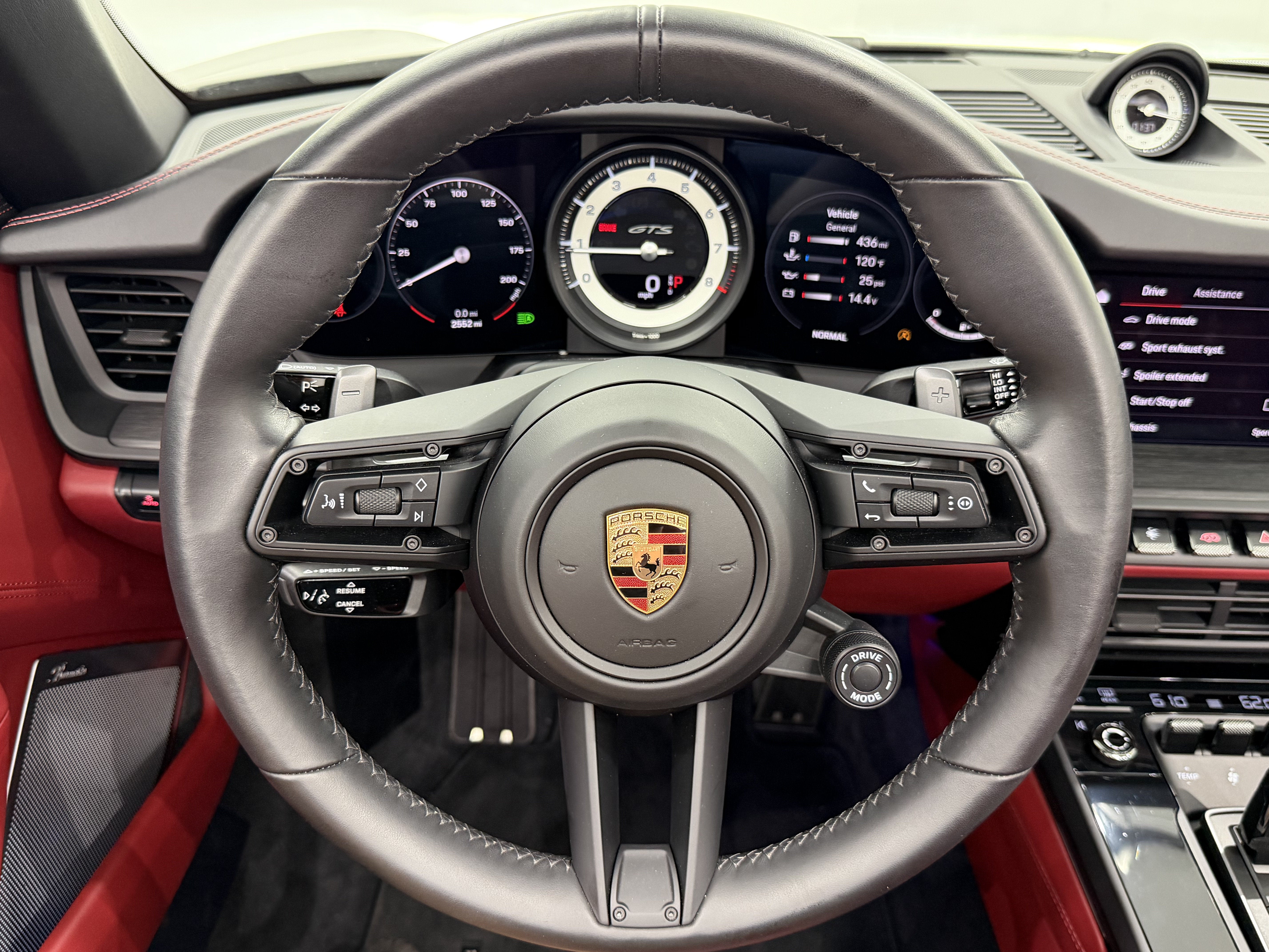2024 Porsche 911 Carrera Gts