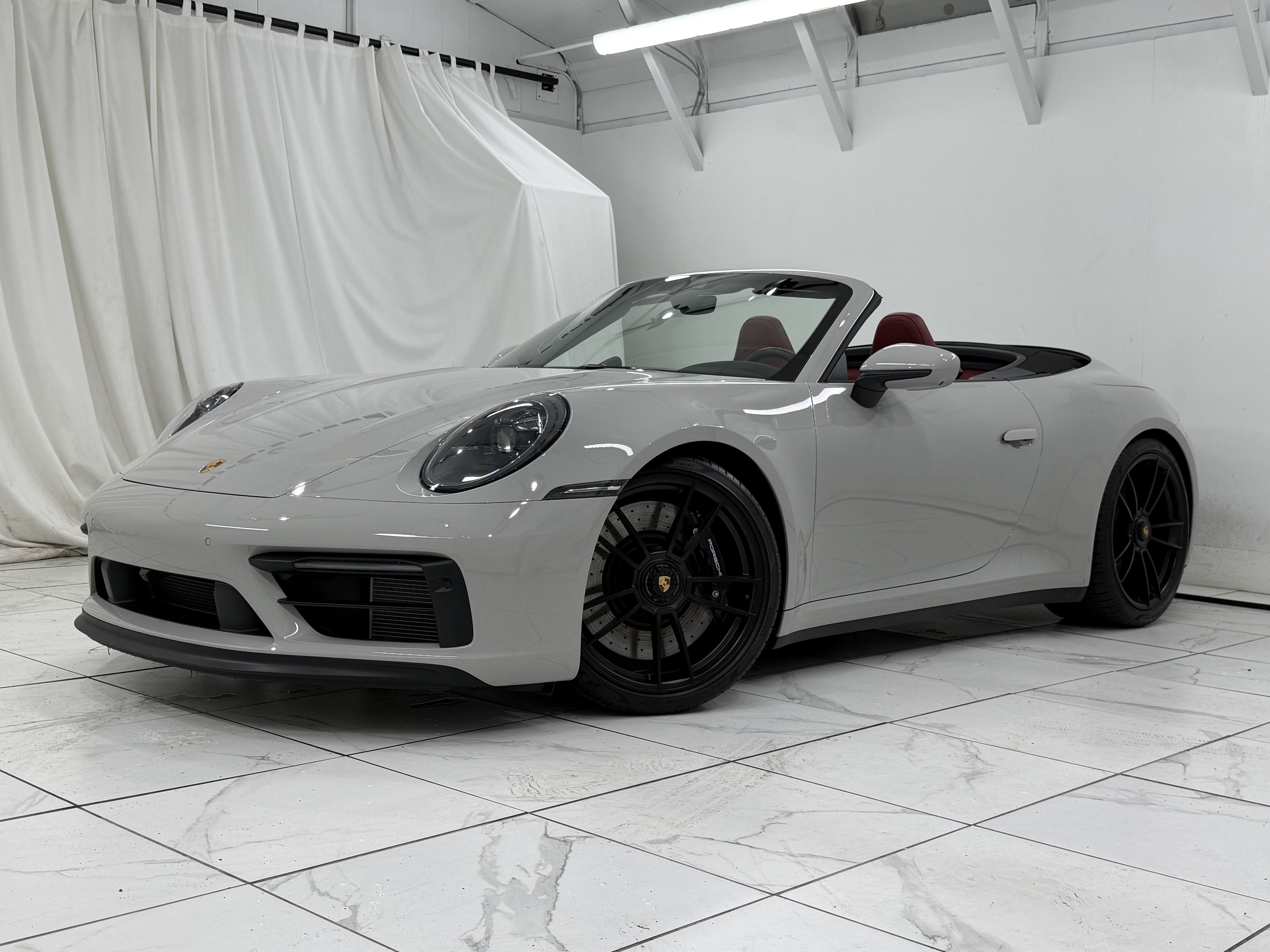 2024 Porsche 911 Carrera Gts