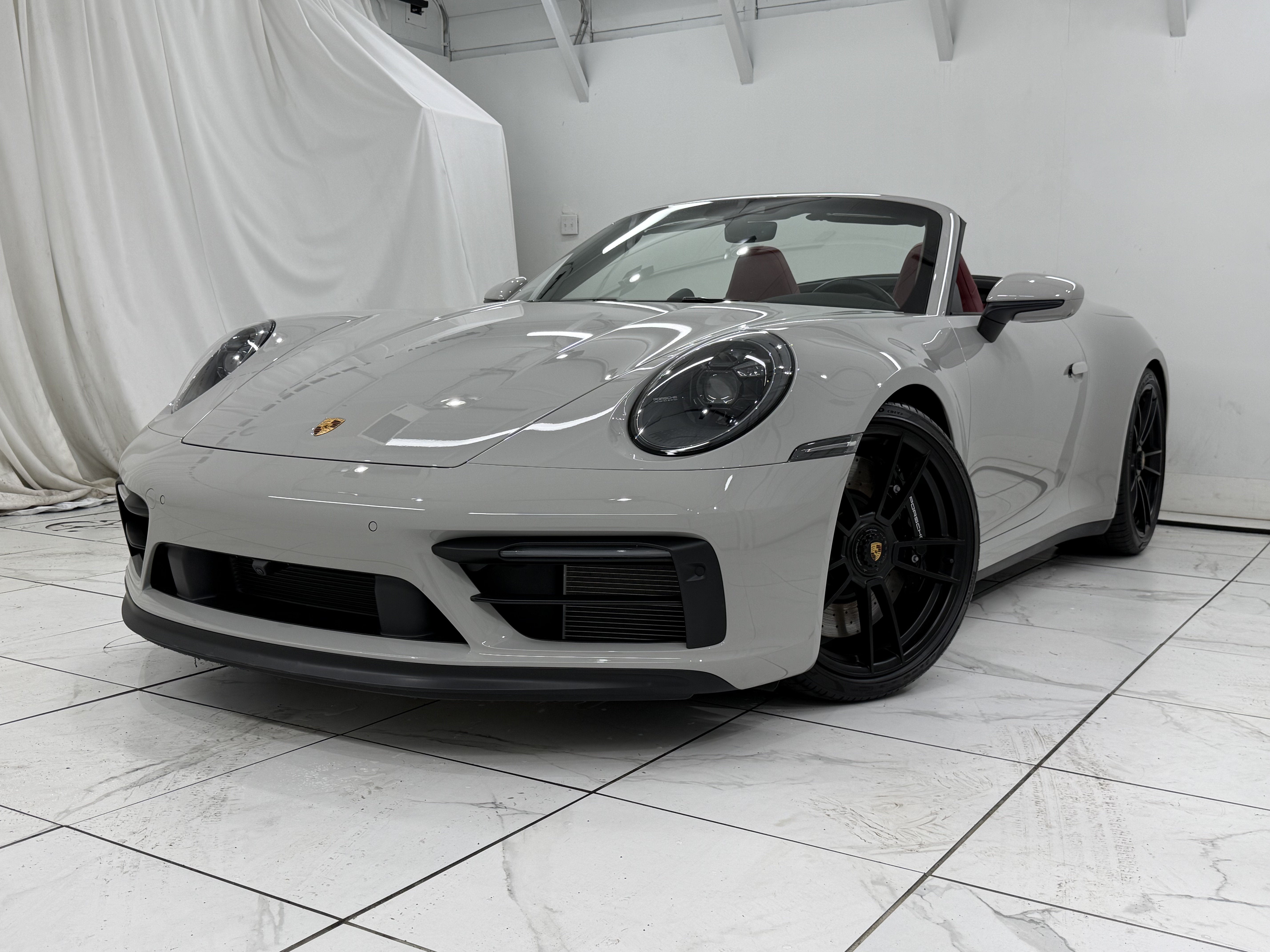 2024 Porsche 911 Carrera Gts