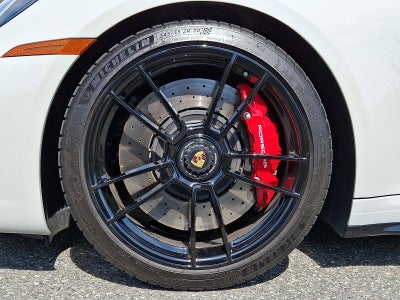 2023 Porsche 911 Carrera 4 Gts