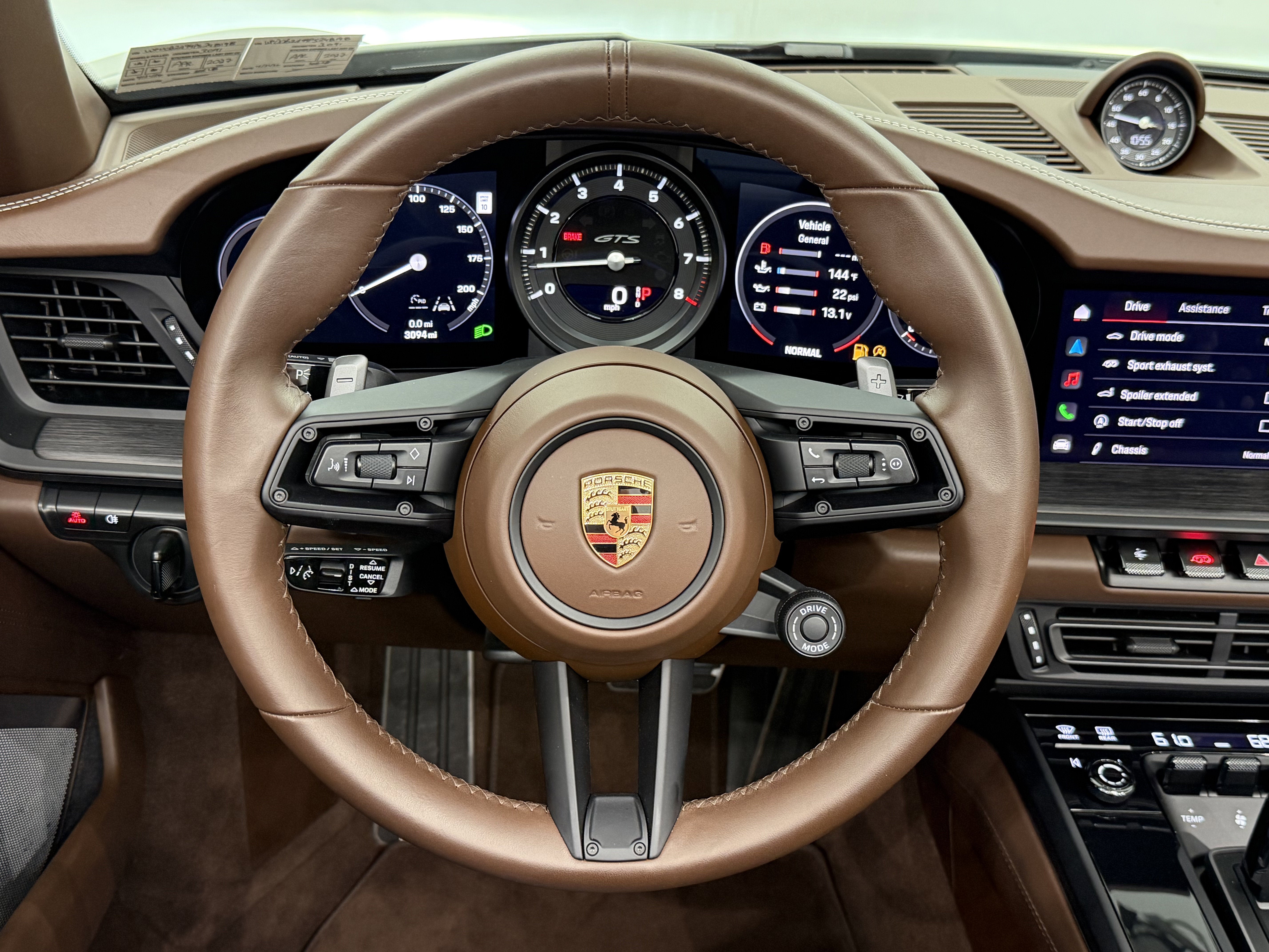 2023 Porsche 911 Carrera 4 GTS