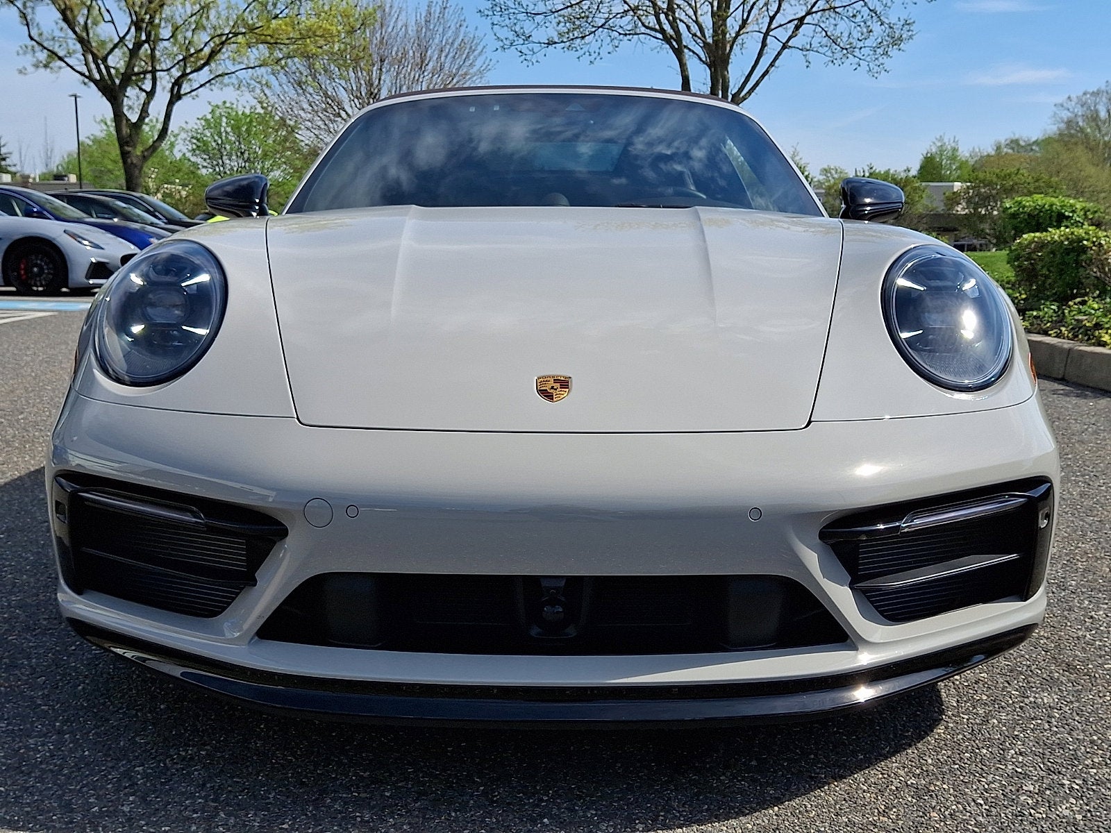 2023 Porsche 911 Carrera 4 Gts