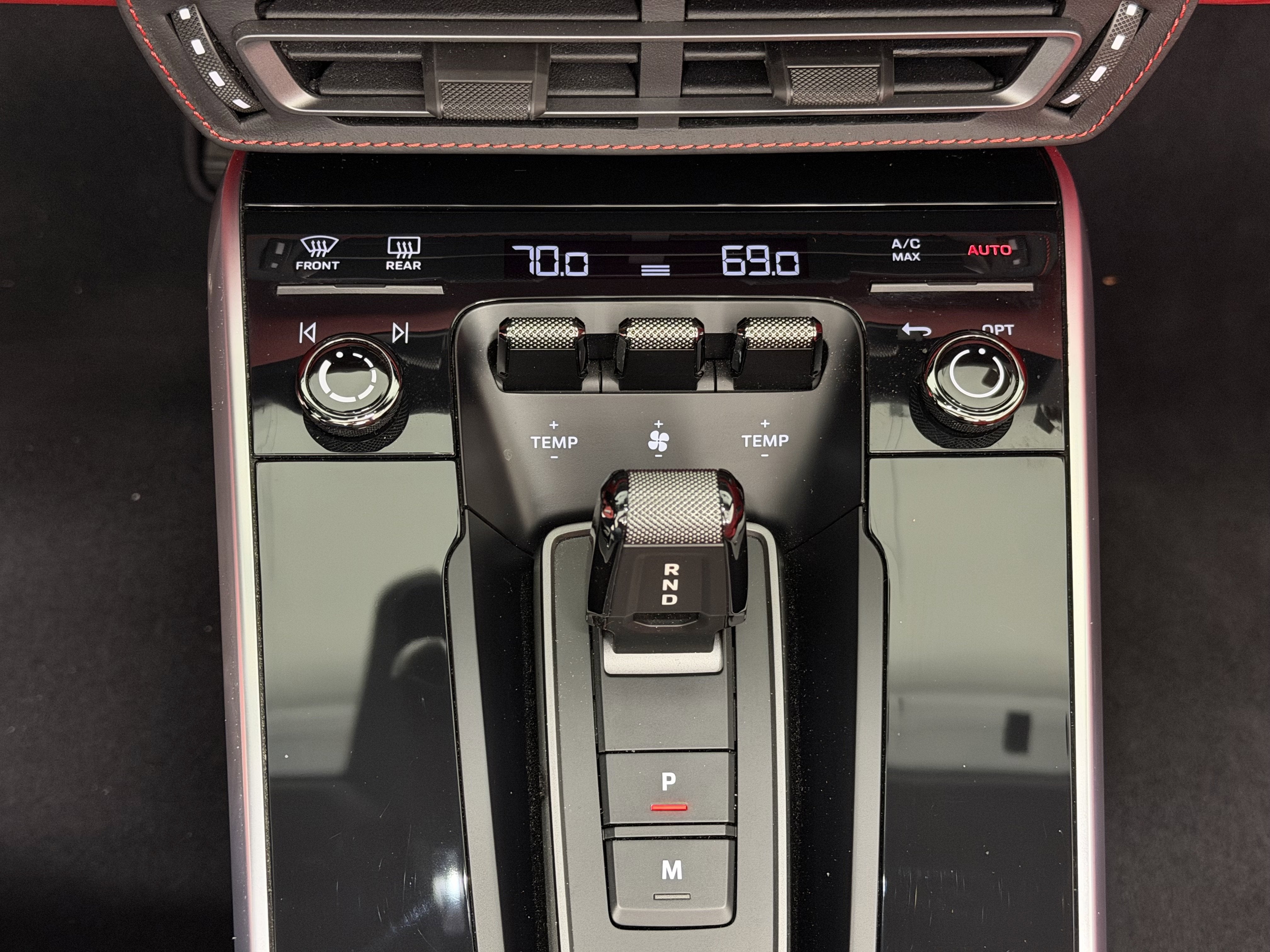 2024 Porsche 911 Turbo S