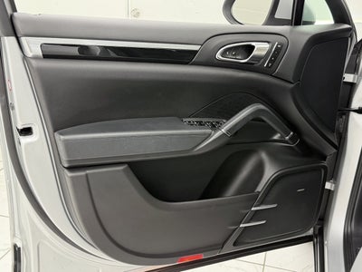 2013 Porsche Cayenne Base