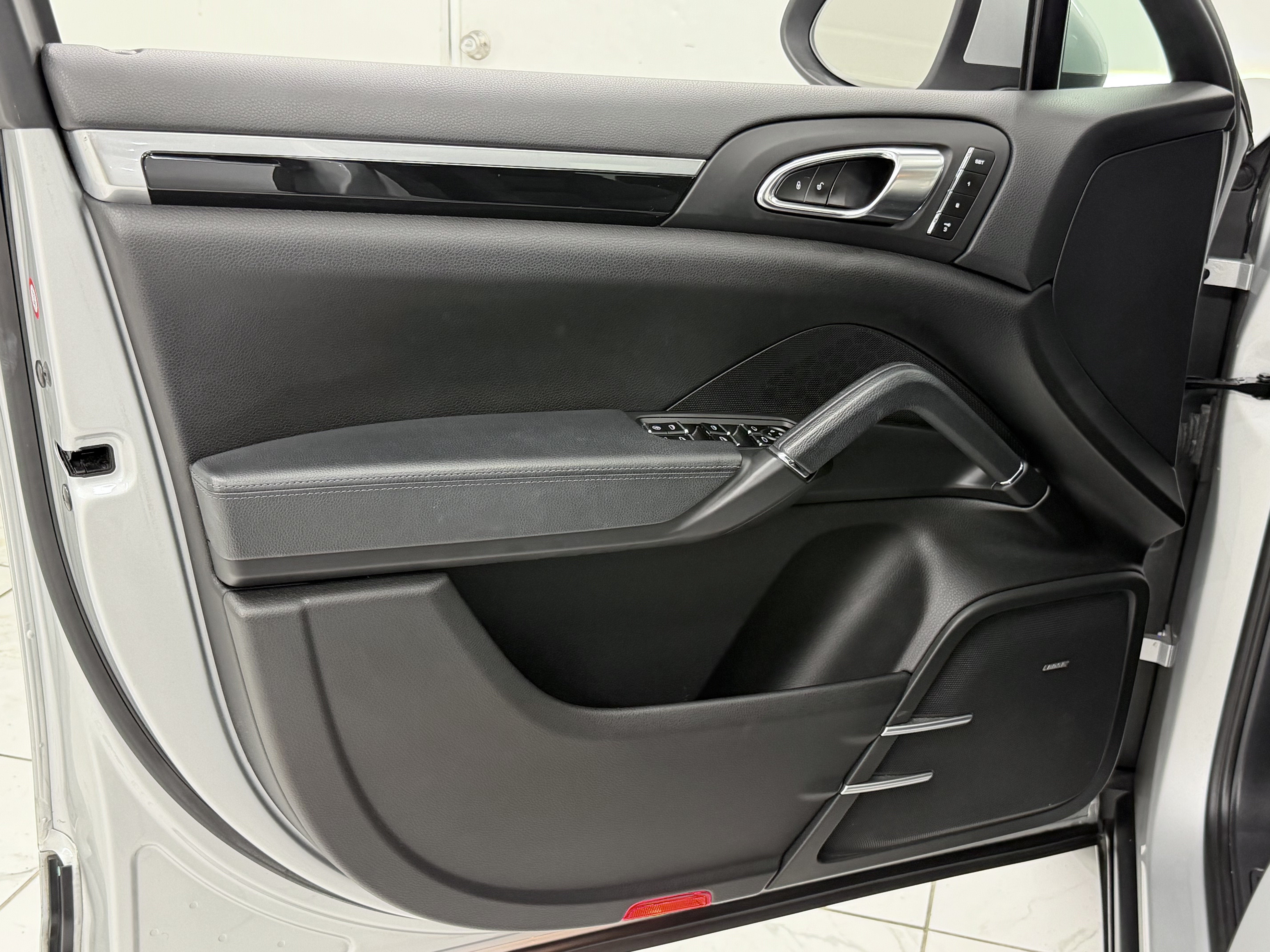 2013 Porsche Cayenne Base