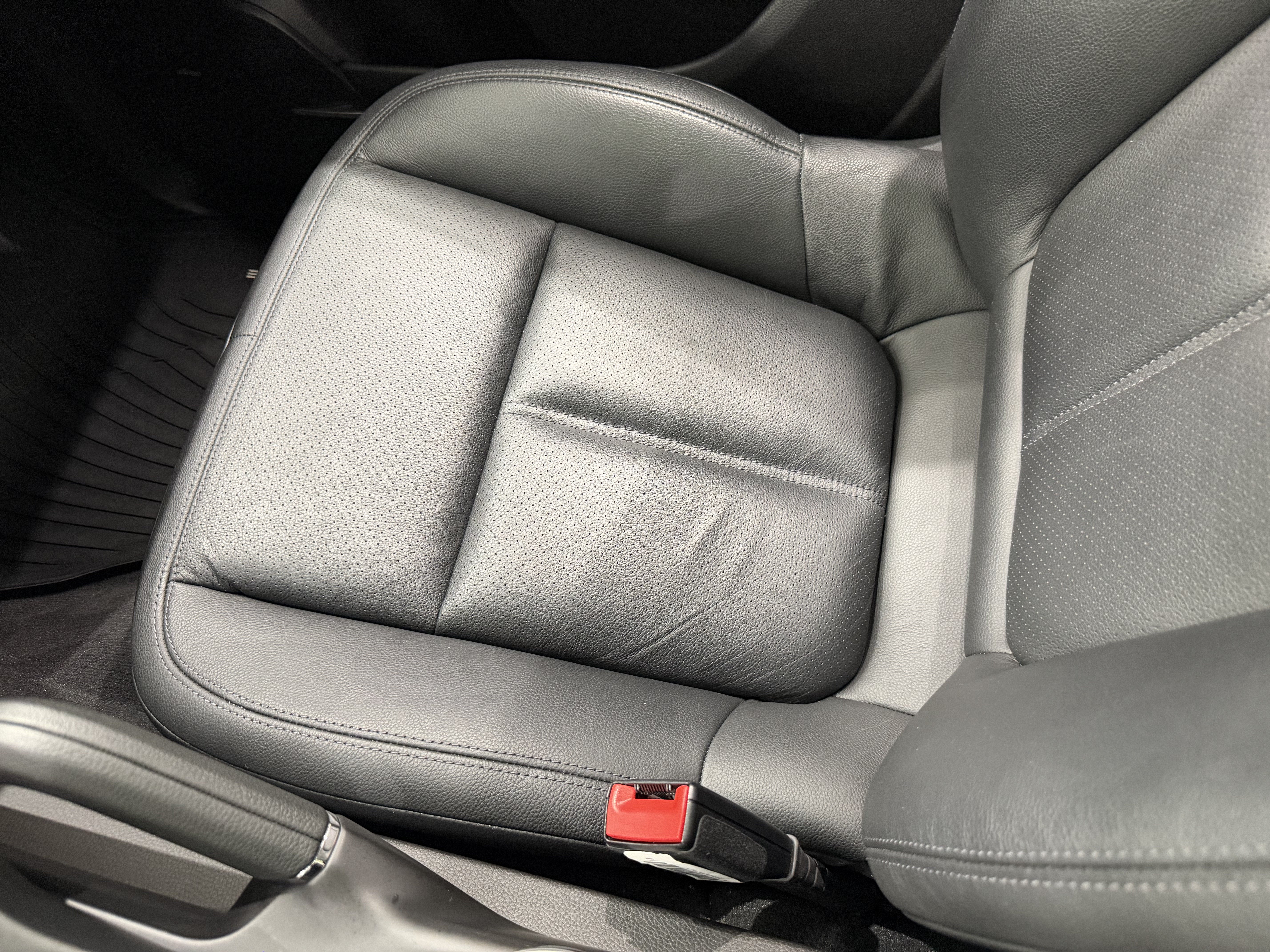 2013 Porsche Cayenne Base