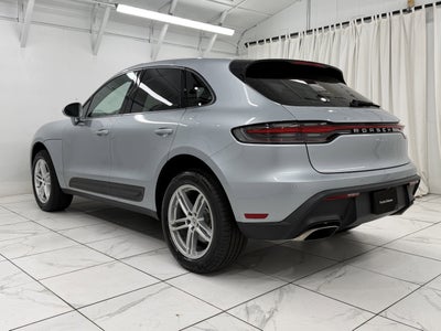 2022 Porsche Macan AWD