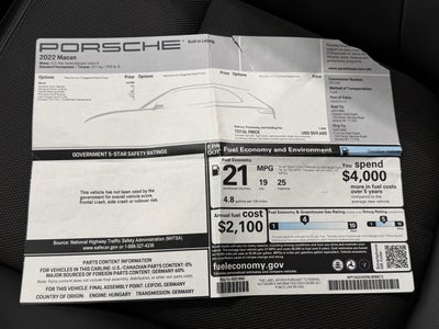 2022 Porsche Macan AWD