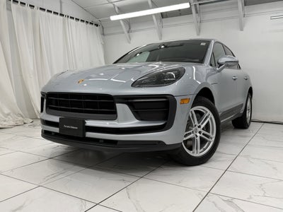 2022 Porsche Macan AWD
