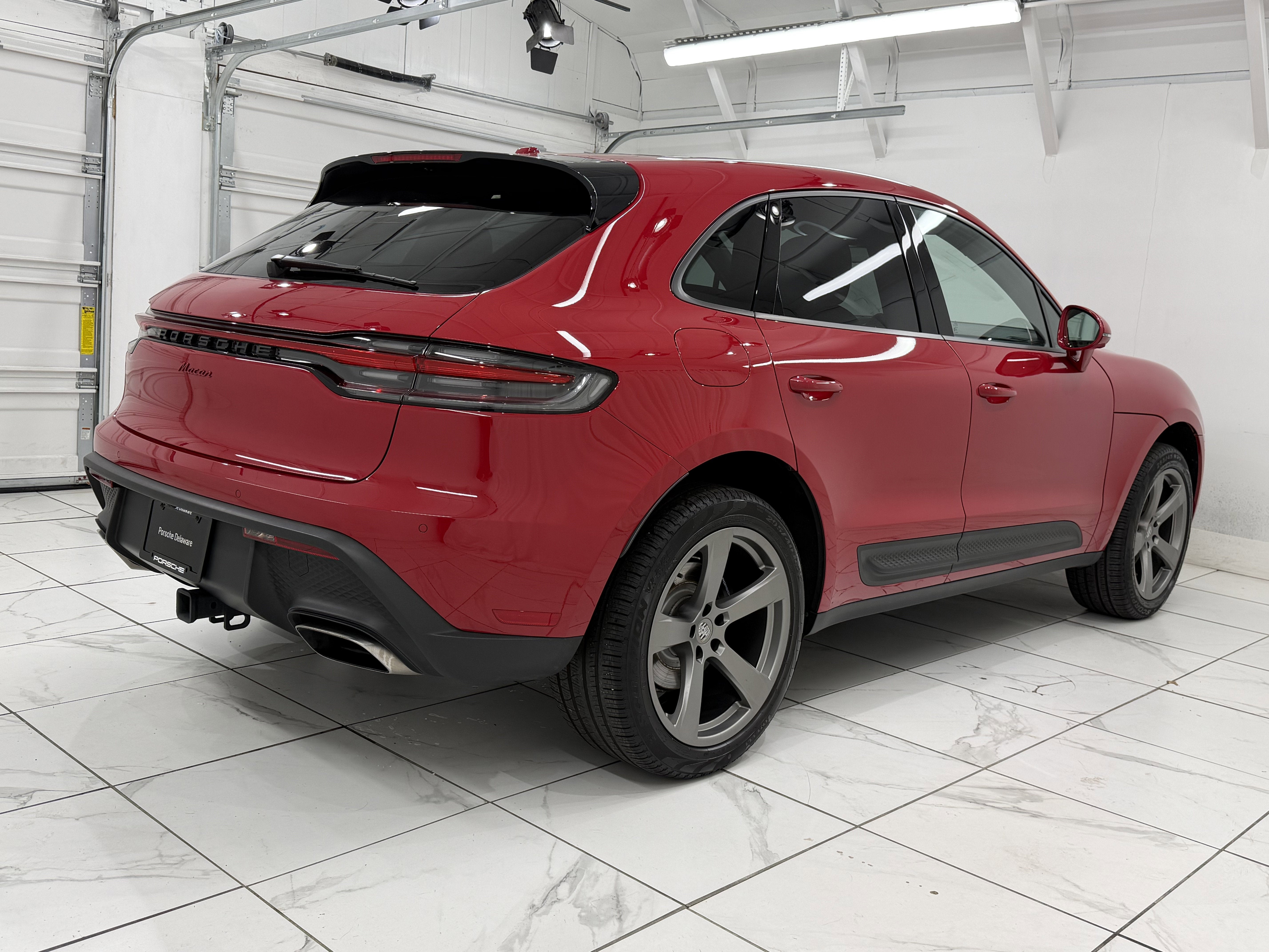 2024 Porsche Macan Base