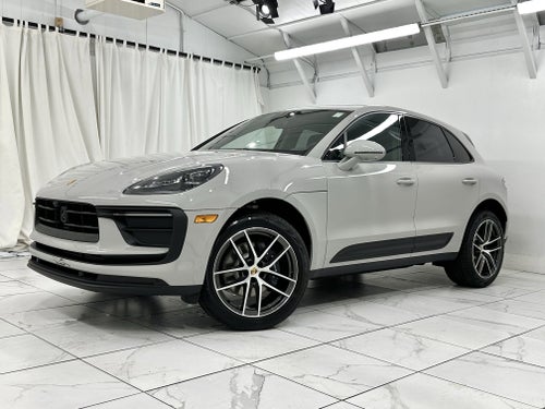 2025 Porsche Macan Base