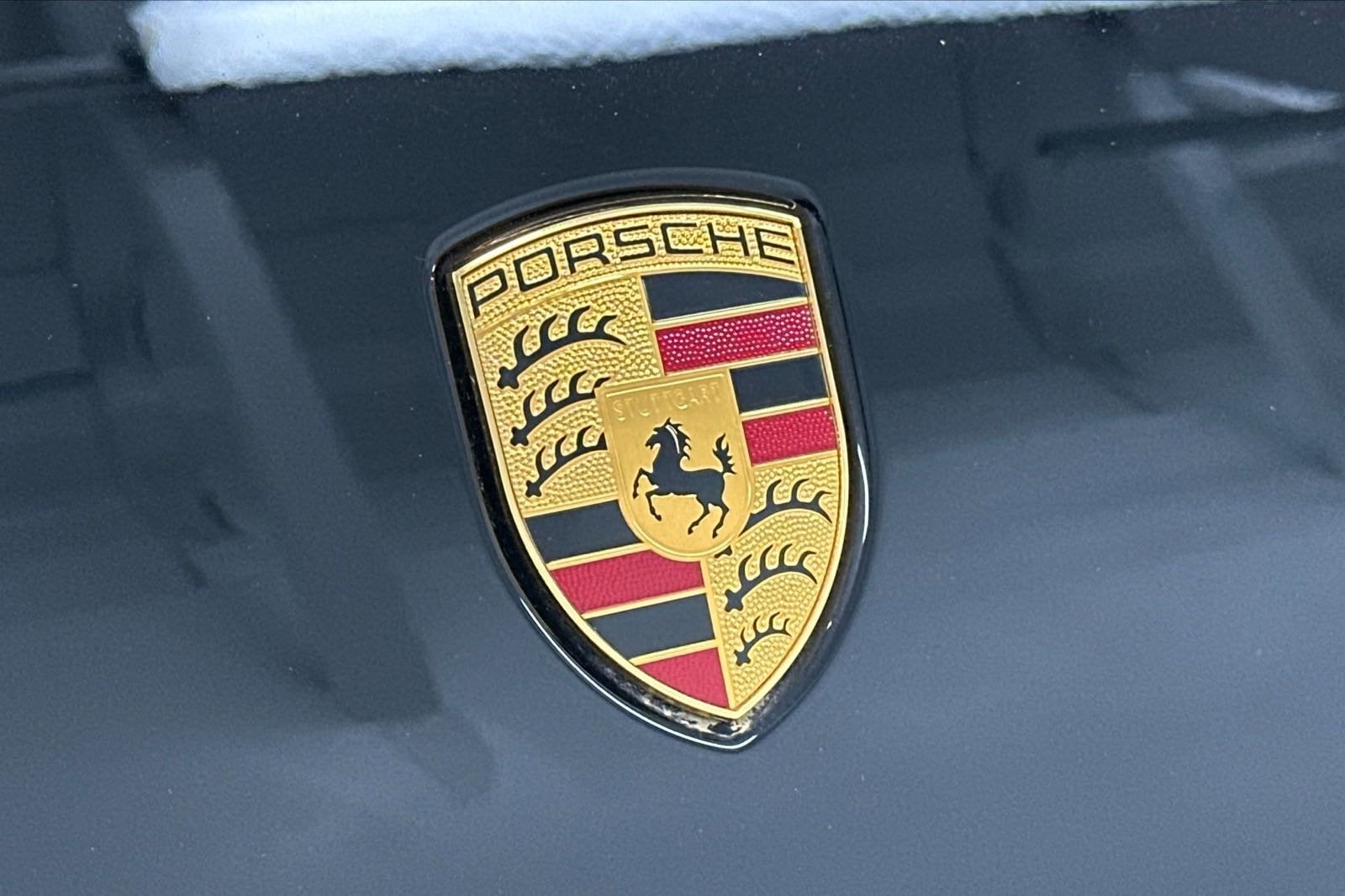 2021 Porsche Macan AWD