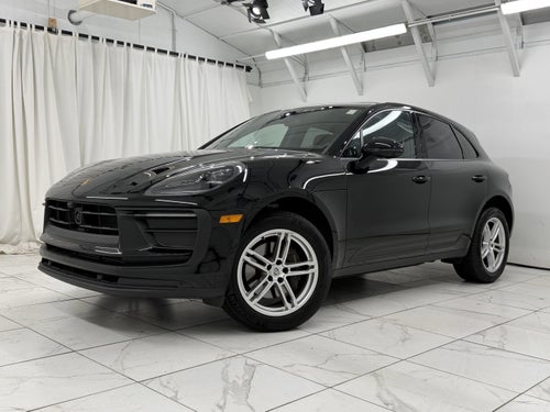 2025 Porsche Macan Base