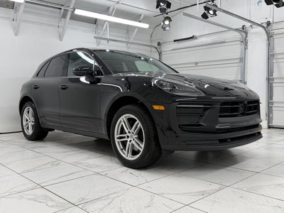 2025 Porsche Macan Base