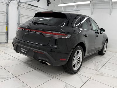 2025 Porsche Macan Base