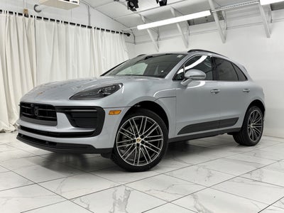 2026 Porsche Macan Base