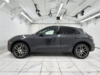 2025 Porsche Macan Base