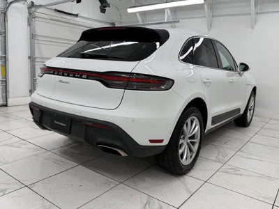 2025 Porsche Macan Base