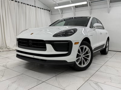 2025 Porsche Macan Base