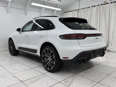2026 Porsche Macan Base