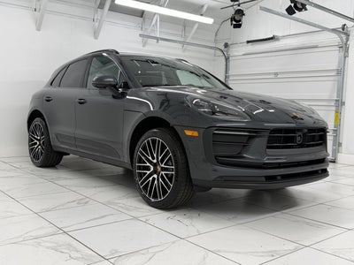 2026 Porsche Macan Base