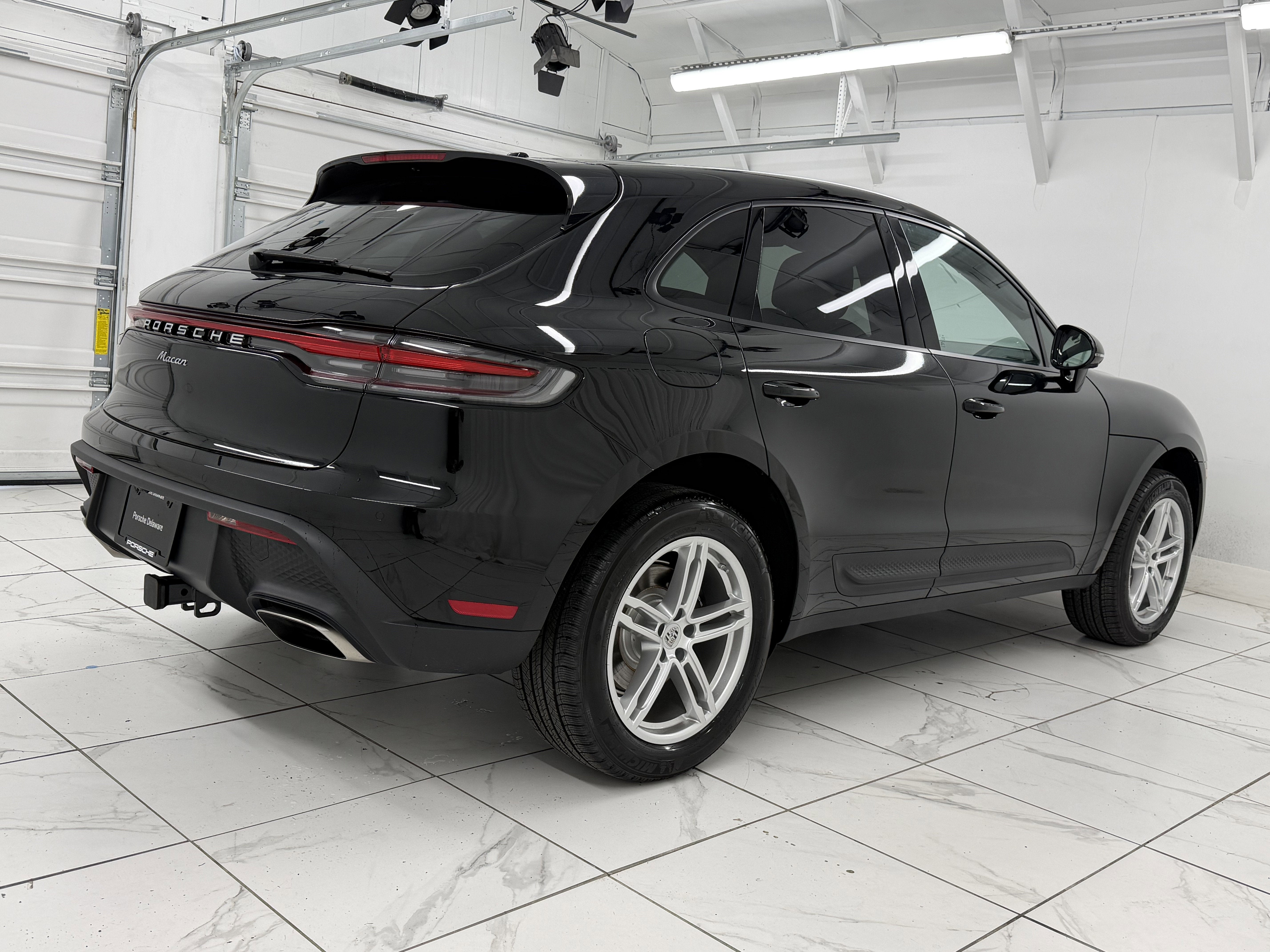 2026 Porsche Macan Base