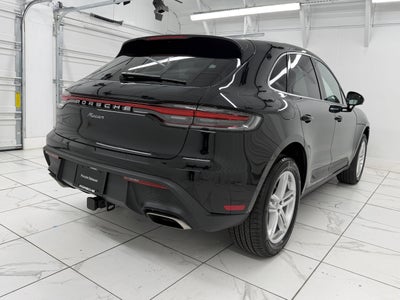 2026 Porsche Macan Base