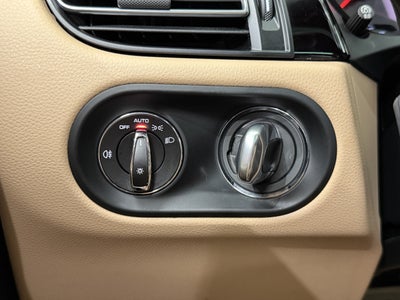2021 Porsche Macan AWD