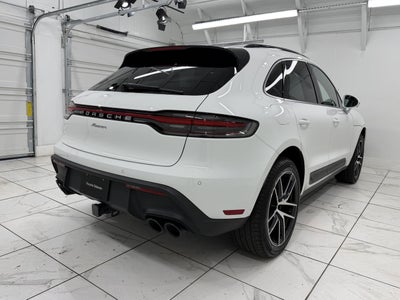 2024 Porsche Macan Base