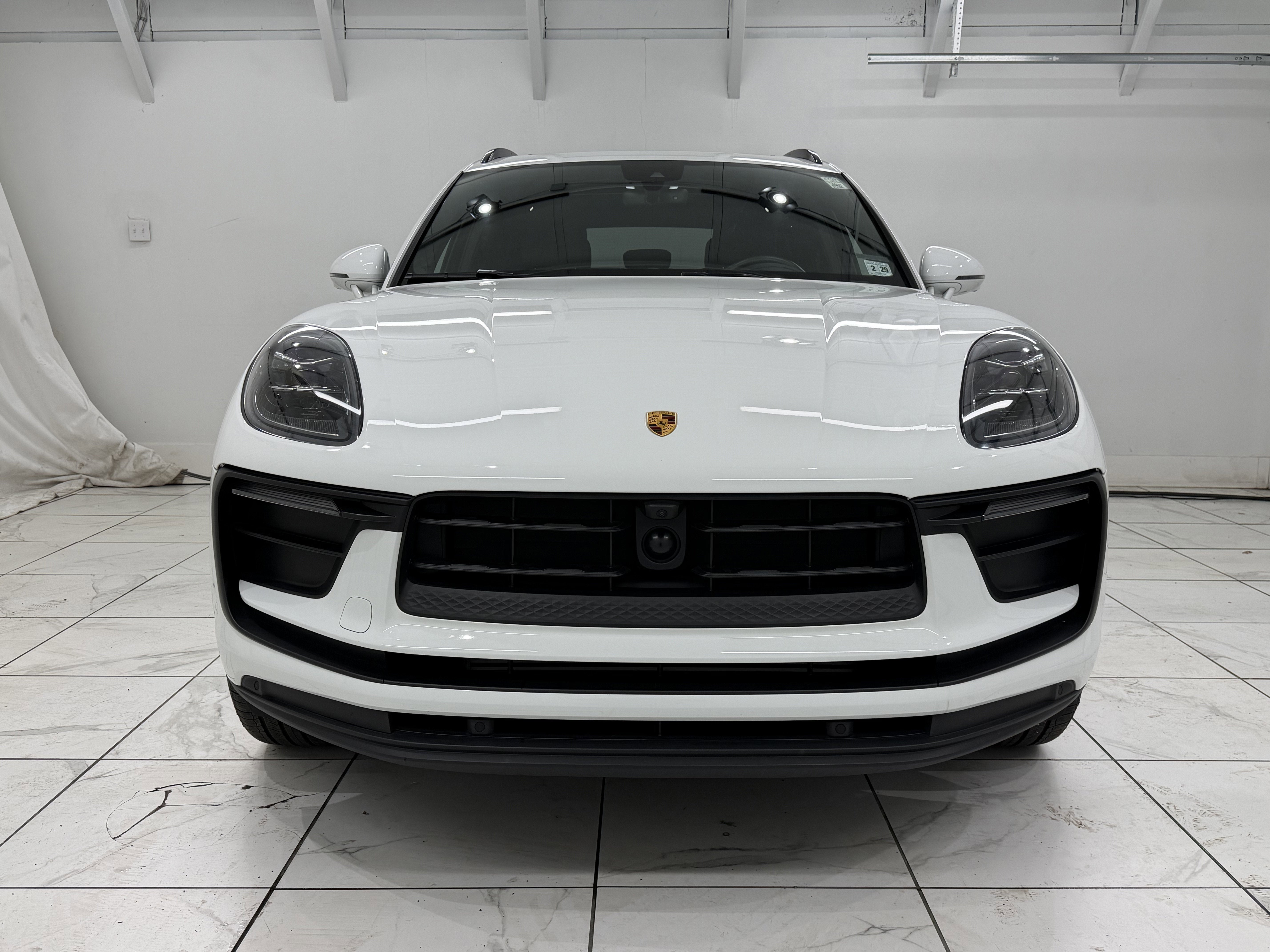 2024 Porsche Macan Base