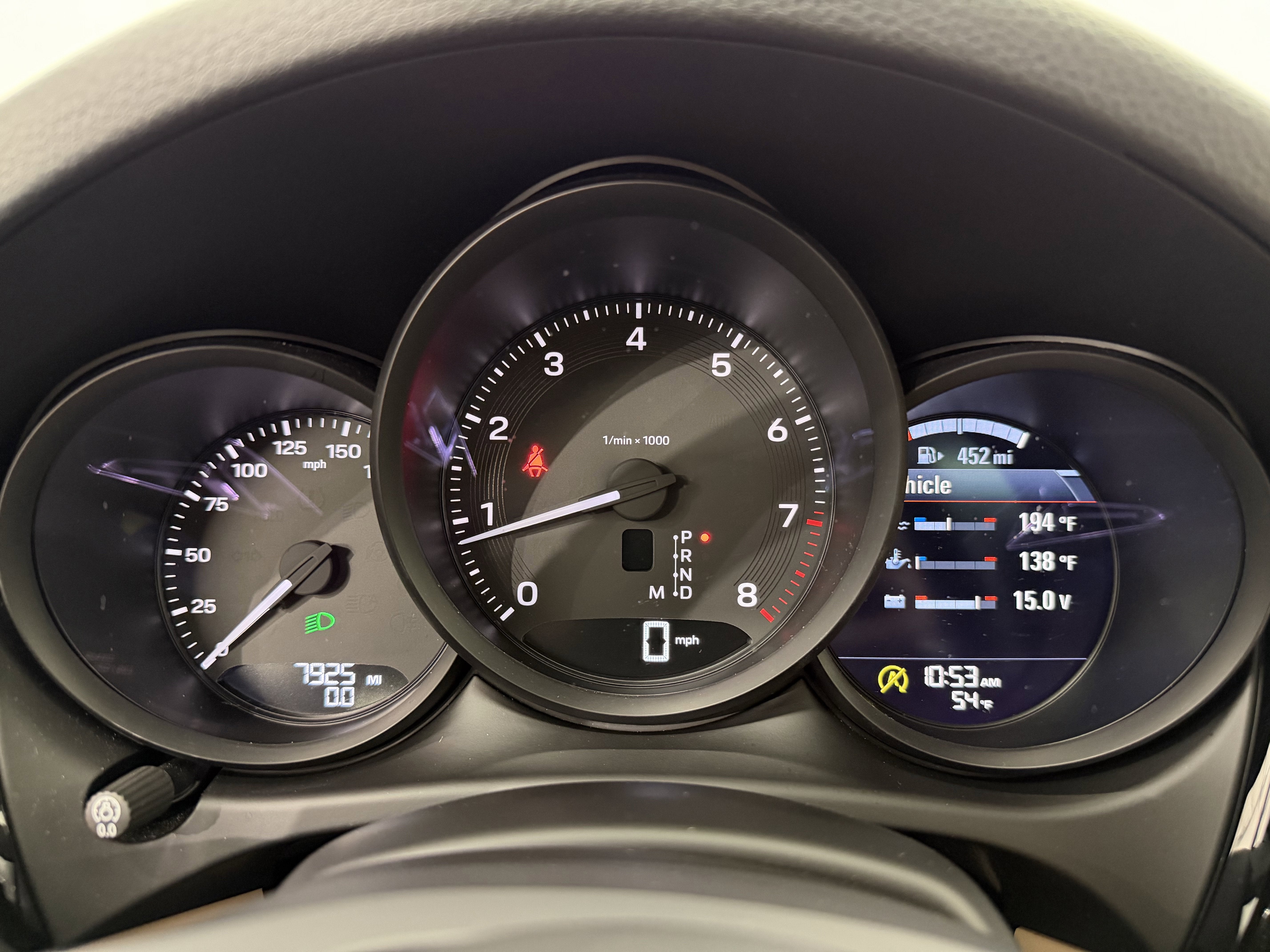 2025 Porsche Macan Base