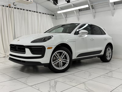 2026 Porsche Macan Base