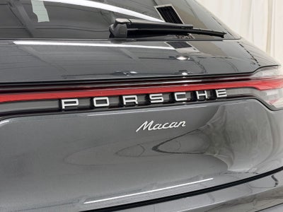 2024 Porsche Macan Base