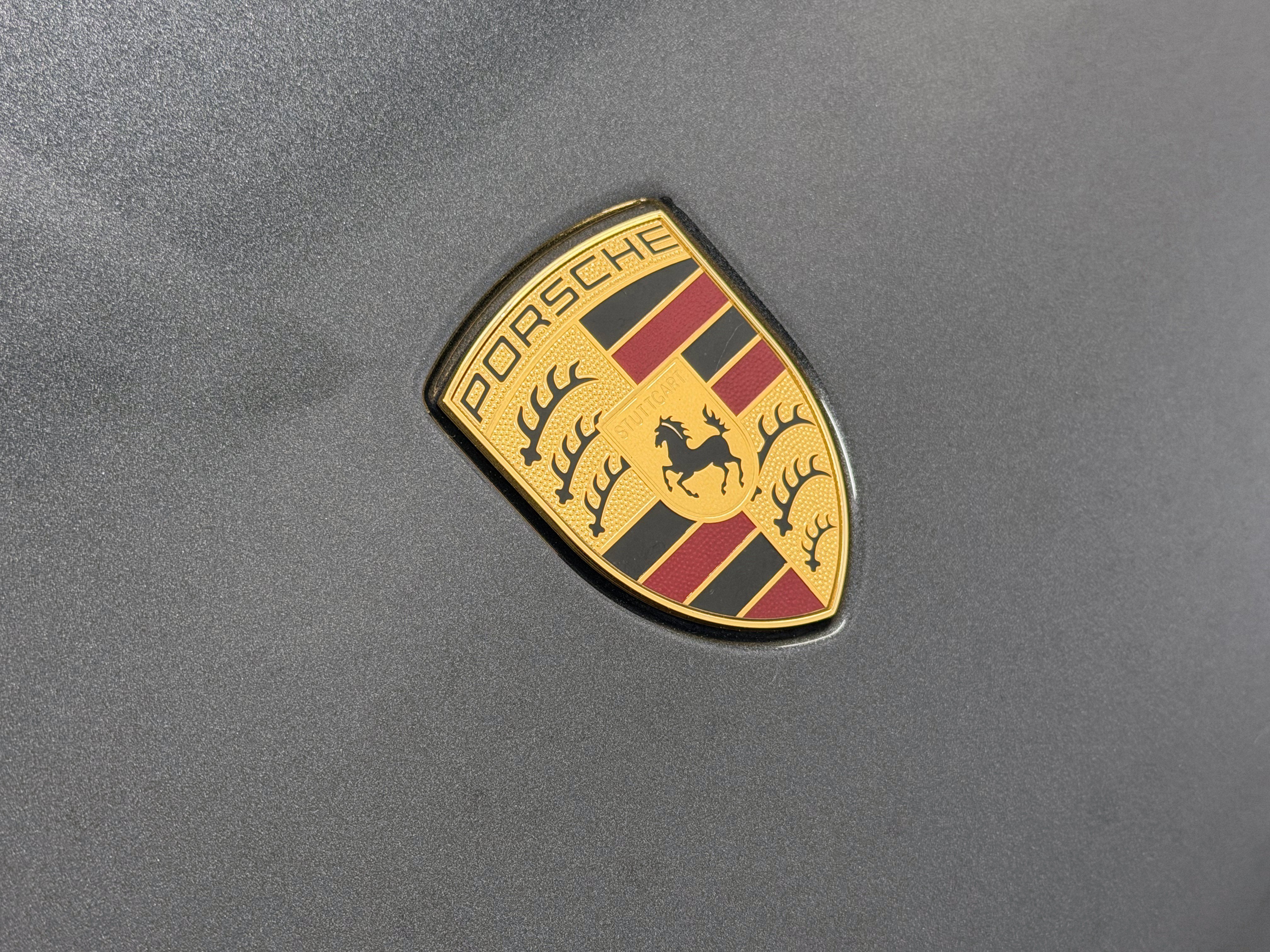 2024 Porsche Macan Base