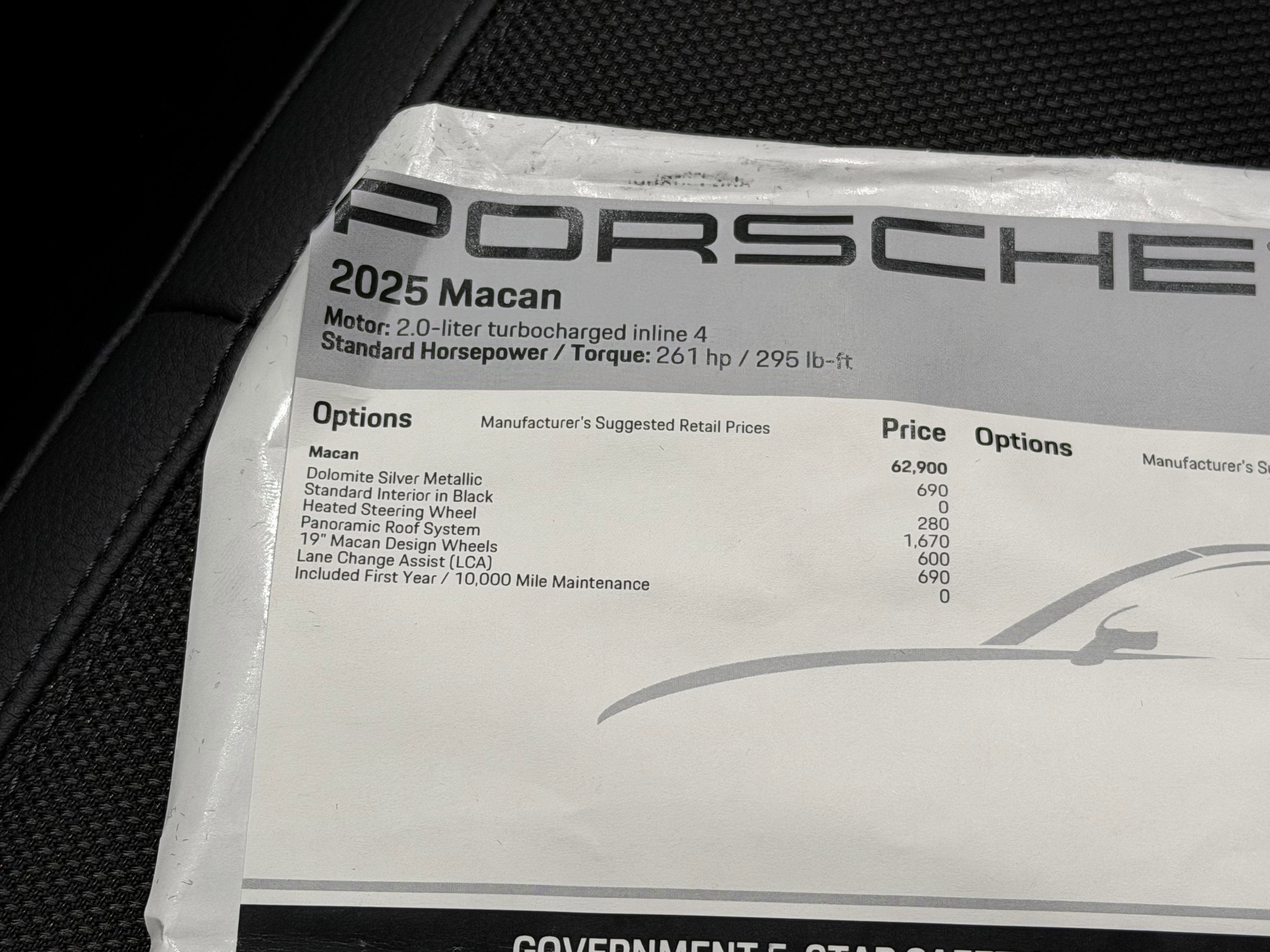 2025 Porsche Macan Base