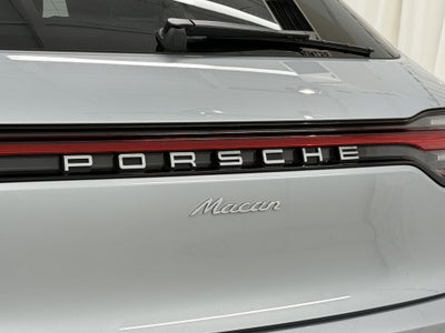 2025 Porsche Macan Base