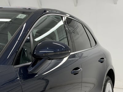 2022 Porsche Macan AWD