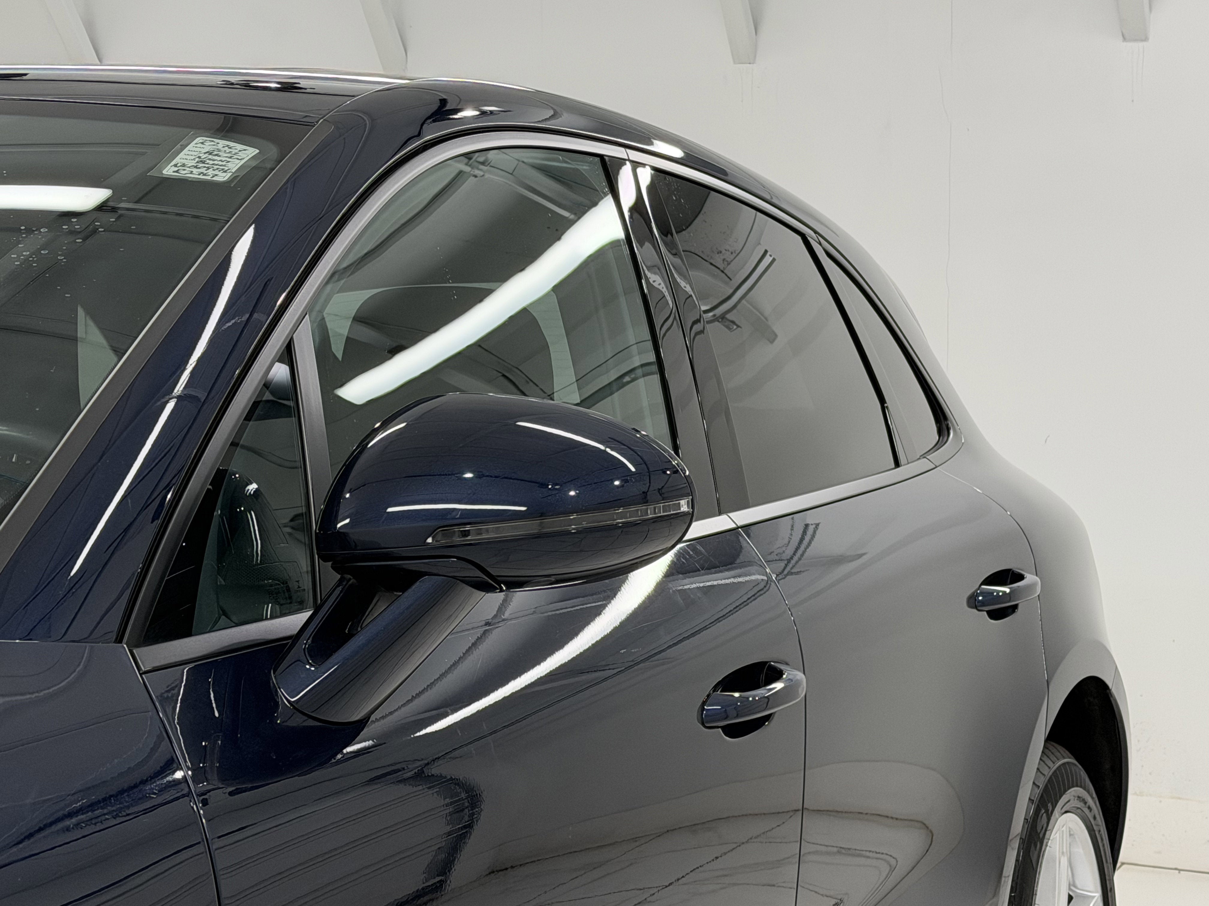 2022 Porsche Macan AWD