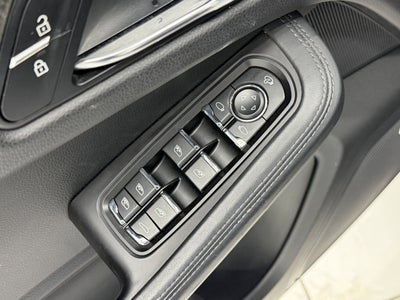 2022 Porsche Macan AWD