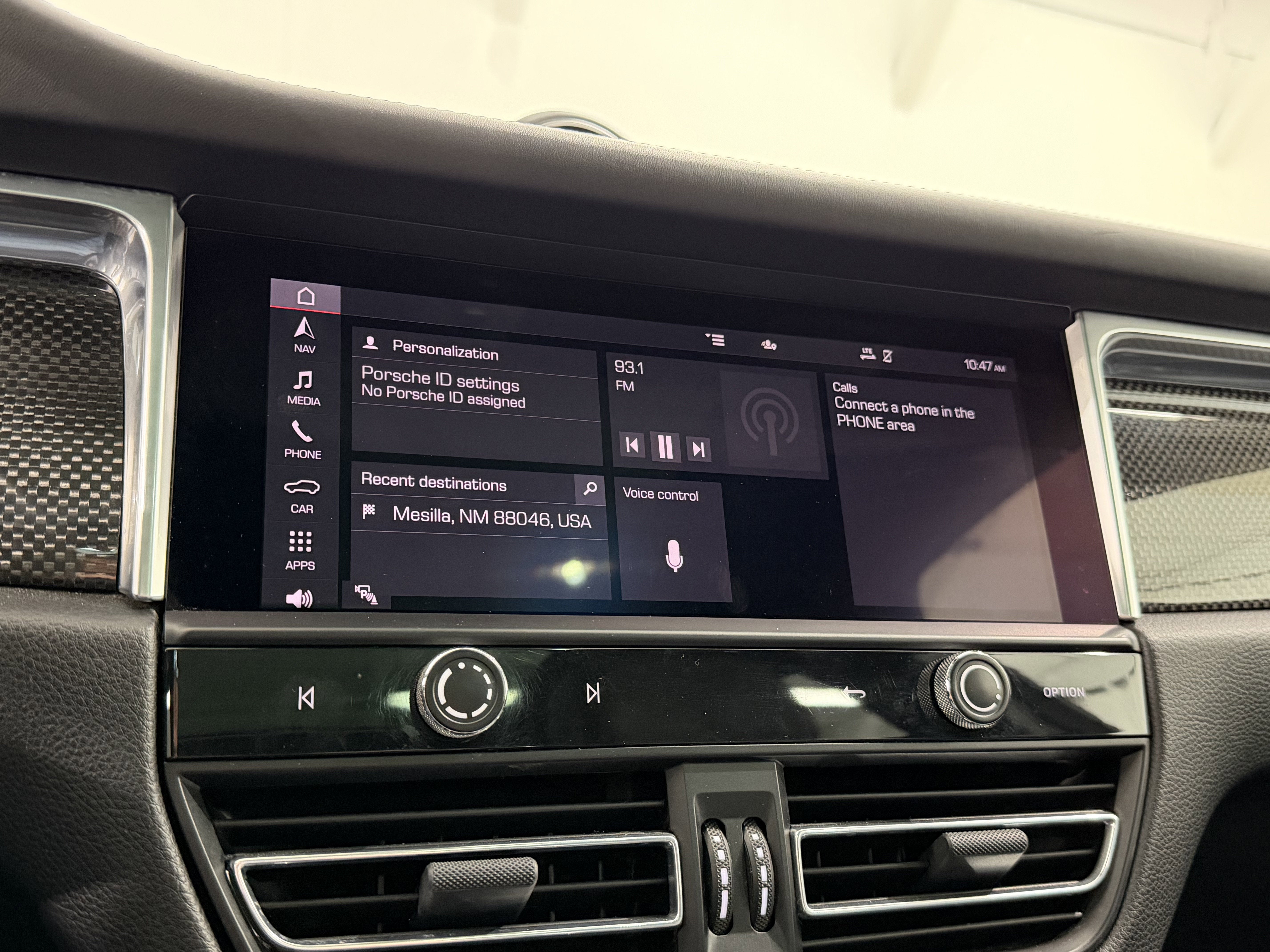 2022 Porsche Macan AWD