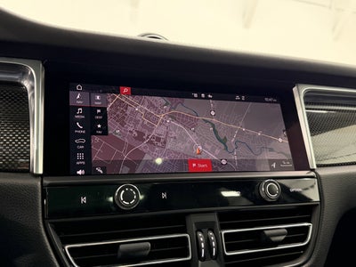 2022 Porsche Macan AWD