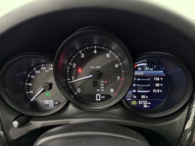 2022 Porsche Macan AWD