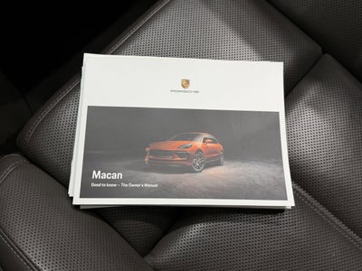 2023 Porsche Macan T