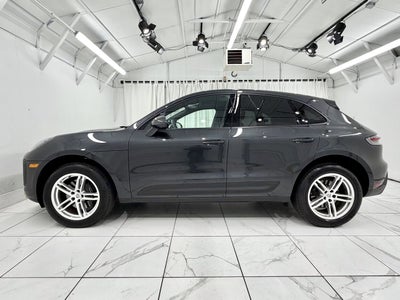 2025 Porsche Macan Base