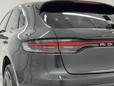 2024 Porsche Macan Base