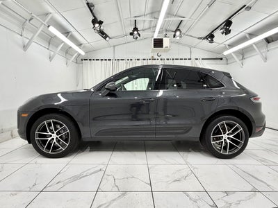 2024 Porsche Macan Base
