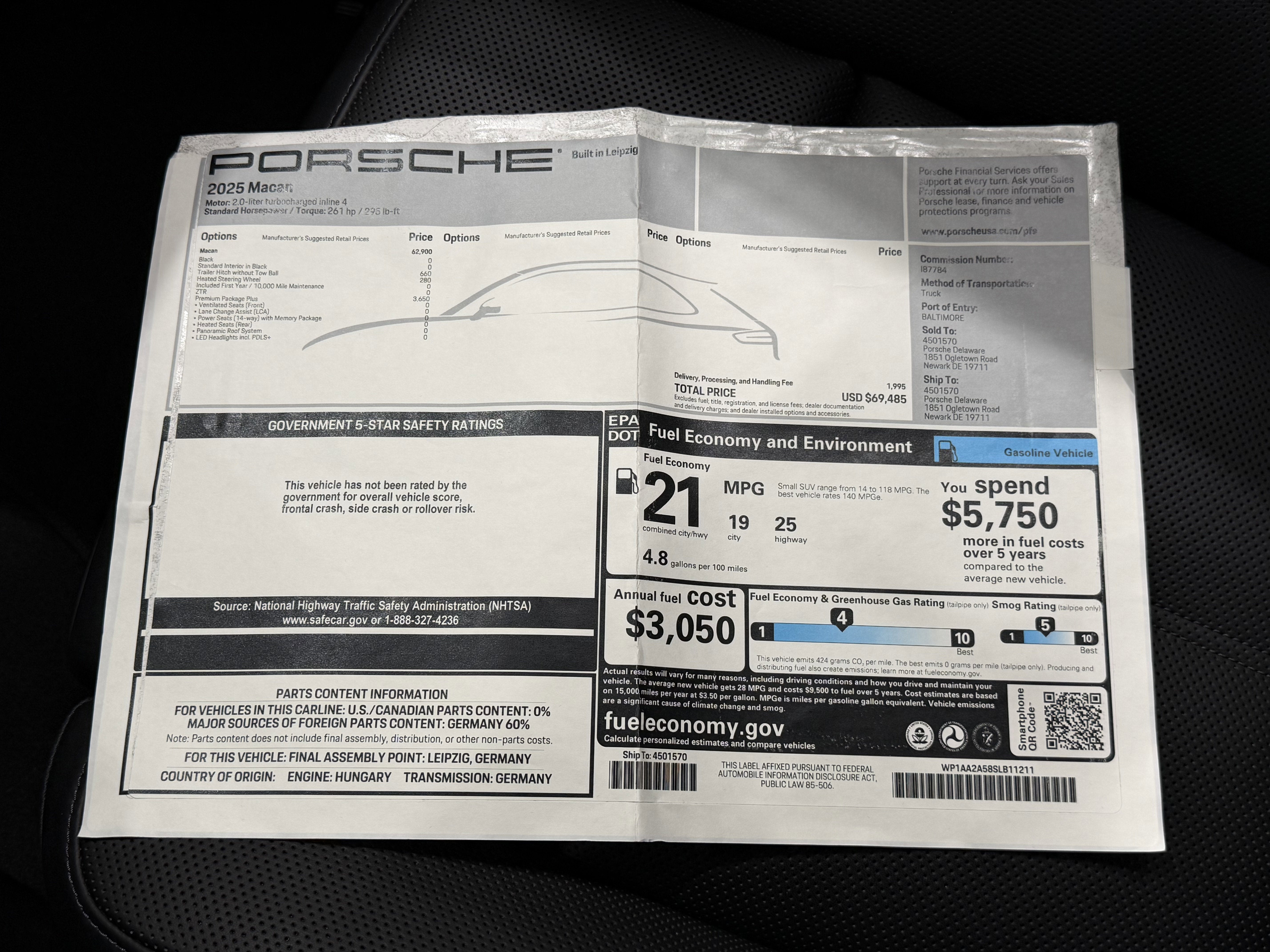 2025 Porsche Macan Base