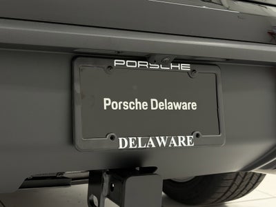 2026 Porsche Macan Base